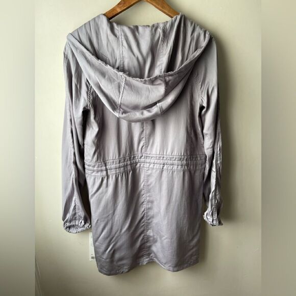 LULULEMON City Stroll Jacket Silverscreen Pastel Colour Womens 4 - Picture 4 of 9